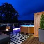 Dream View Stone Hill Z Jacuzzi Lägenhet *