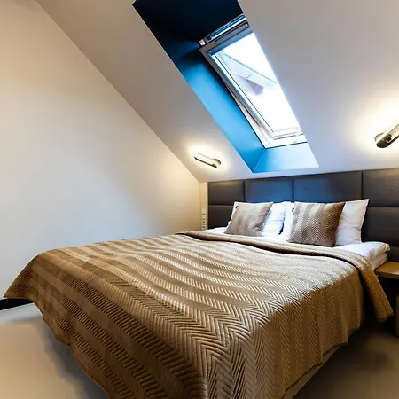 Dream View Stone Hill Z Jacuzzi Apartament *