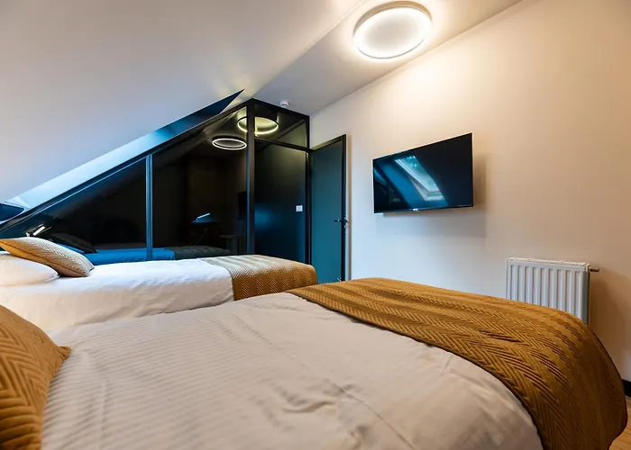 Dream View Stone Hill Z Jacuzzi 斯克拉斯卡波伦巴