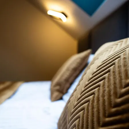 Dream View Stone Hill Z Jacuzzi 斯克拉斯卡波伦巴