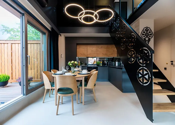 Dream View Stone Hill Z Jacuzzi Apartment *